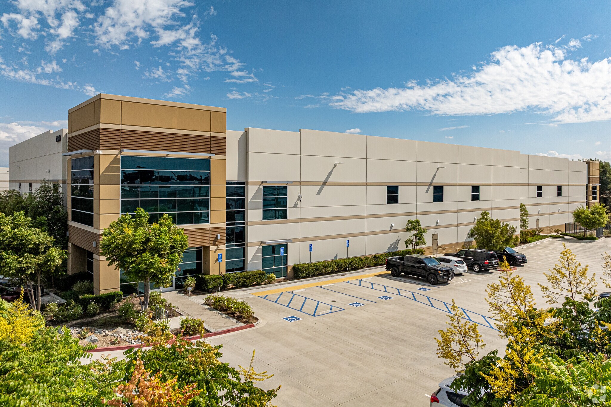 7860 Paramount Blvd, Pico Rivera, CA for sale Primary Photo- Image 1 of 1