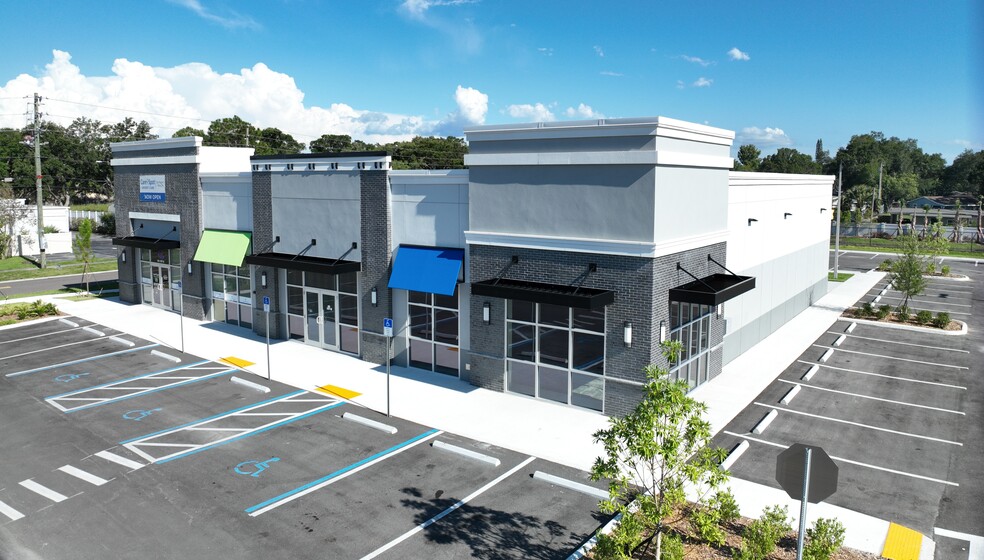 4825 E Bay Dr, Clearwater, FL for lease - Building Photo - Image 2 of 4