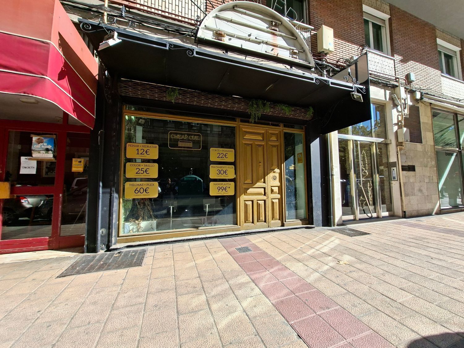 Calle Juan de Juni, 2, Valladolid, Valladolid for lease Building Photo- Image 1 of 32