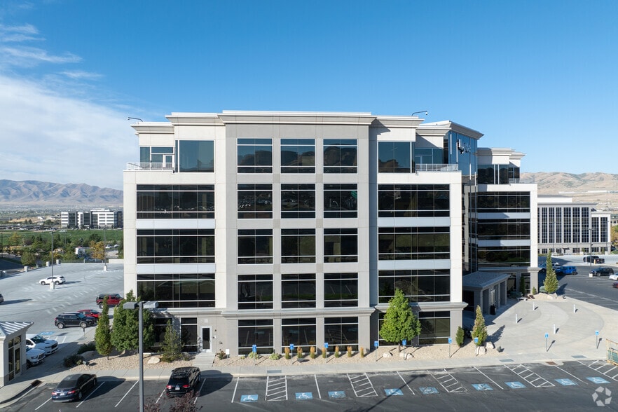 3301 N Thanksgiving Way, Lehi, UT for lease - Building Photo - Image 3 of 5