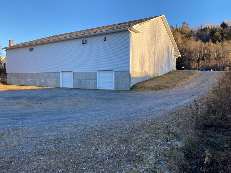 61 Main St, Colebrook, NH 03576 Retail for Sale