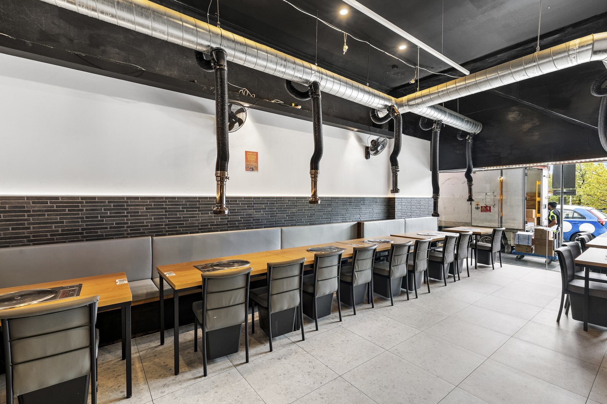 966-972 Whitehorse Rd, Box Hill for lease Interior Photo- Image 1 of 6