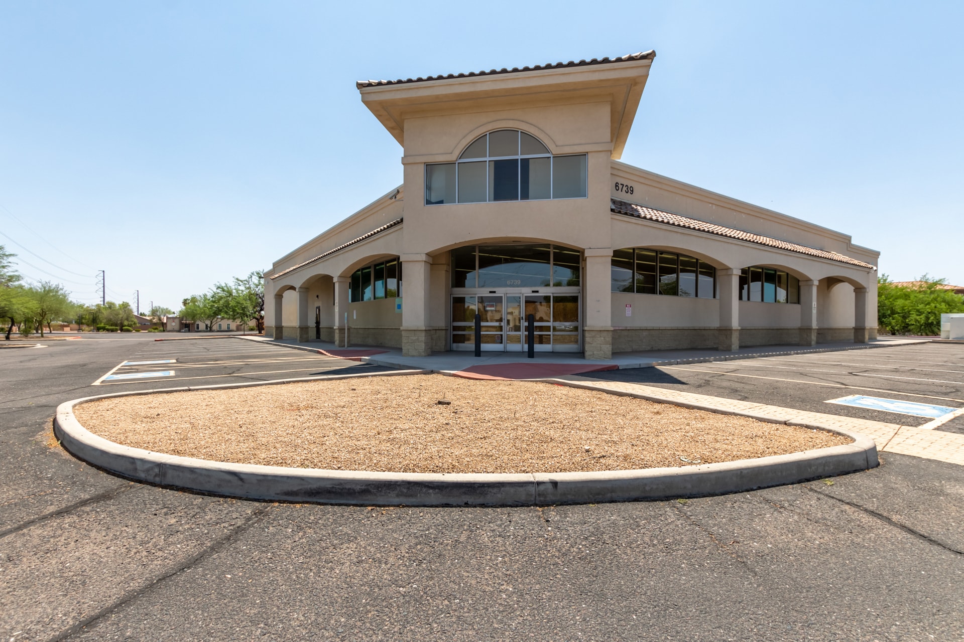 6739 W Cactus Rd, Peoria, AZ for lease Building Photo- Image 1 of 41