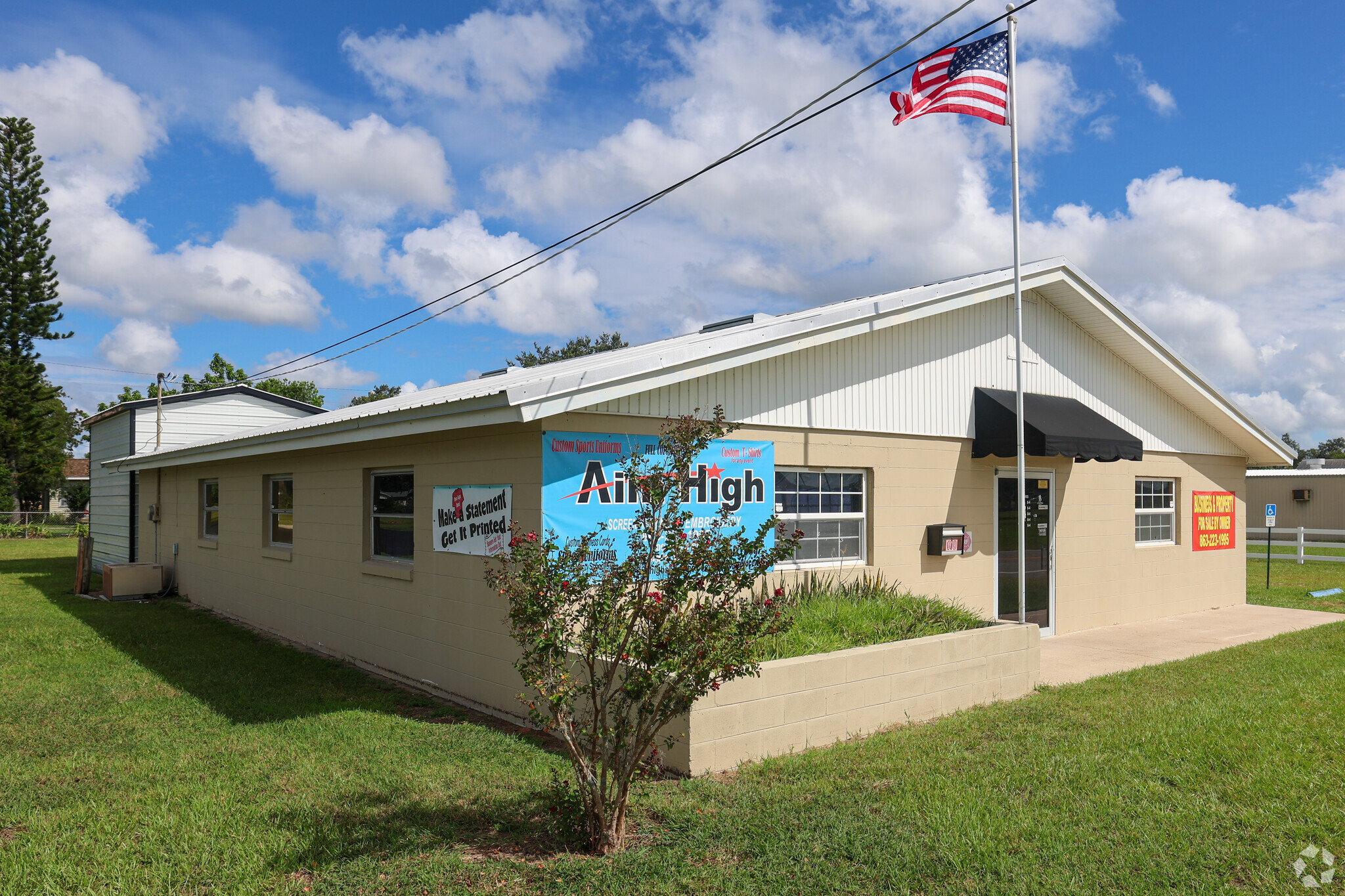 109 N 3rd St, Eagle Lake, FL for sale Primary Photo- Image 1 of 3