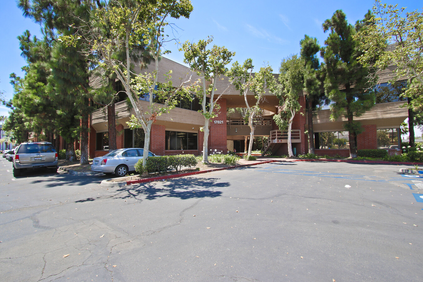 View Photo