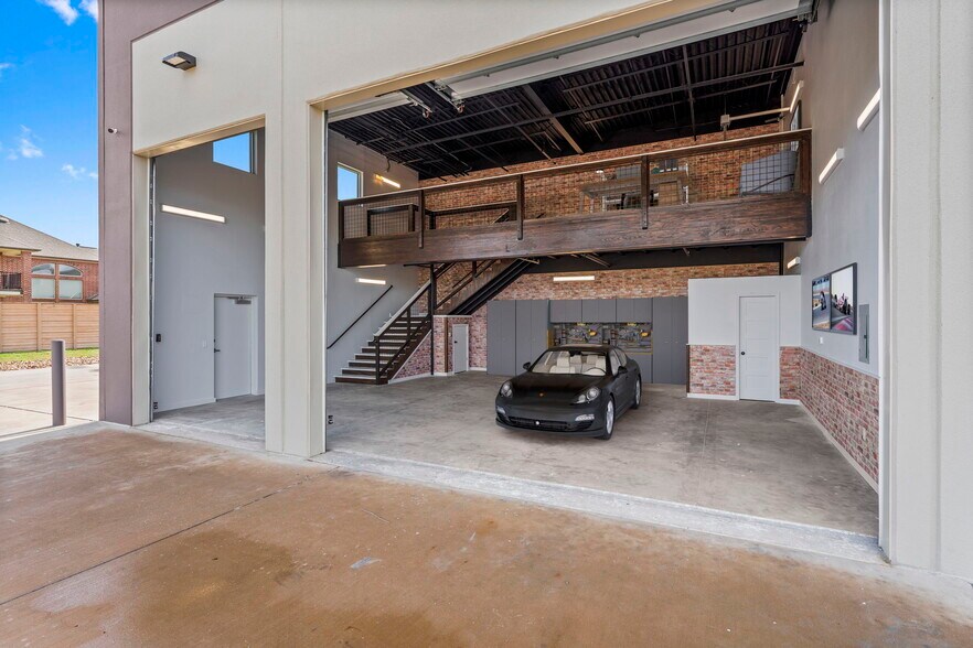 1435 FM 1463 Rd, Katy, TX 77494 Luxury Garage Condos