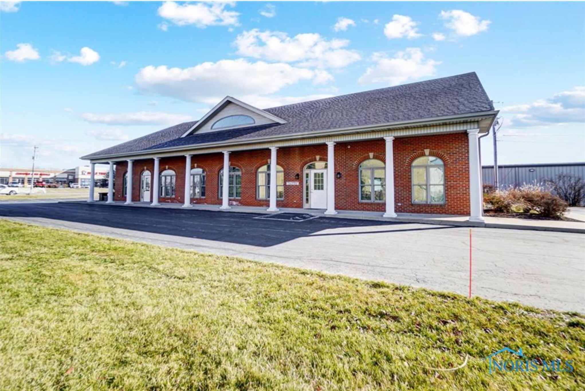 2135 Tiffin Ave, Findlay, OH for sale Building Photo- Image 1 of 1