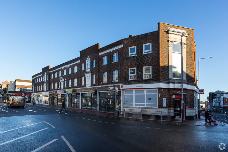 18-36 Grosvenor Rd, Tunbridge Wells for lease - Primary Photo - Image 1 of 4