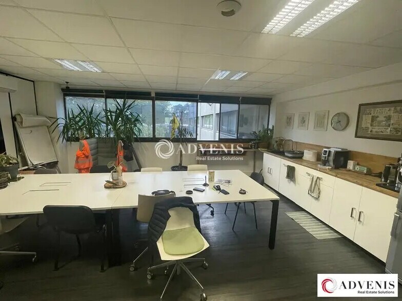 Industrial in Mérignac for lease - Interior Photo - Image 3 of 12