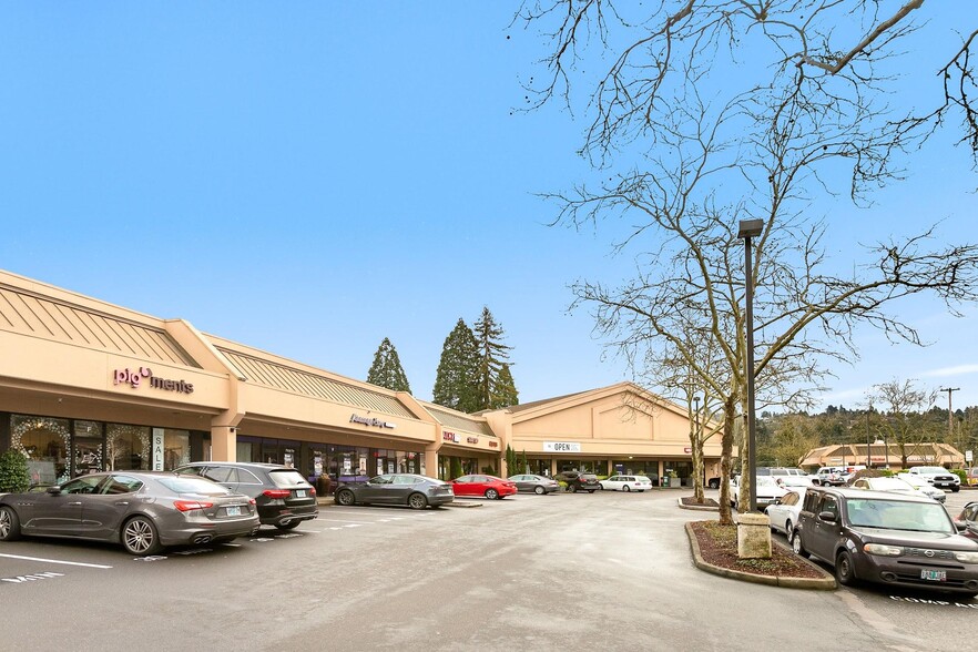 333 S State St, Lake Oswego, OR for lease - Building Photo - Image 2 of 5