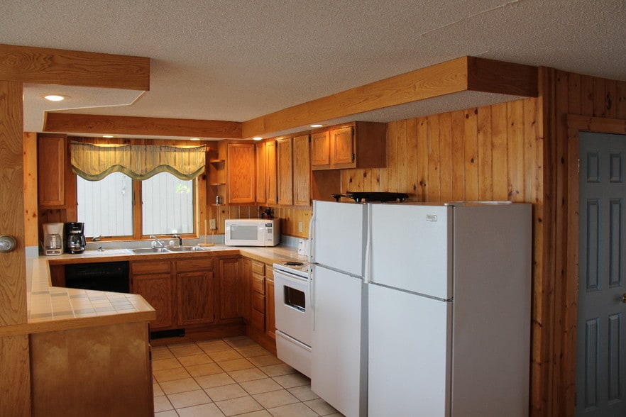 4438 W Lake Rd, Mayville, NY for sale - Interior Photo - Image 3 of 11