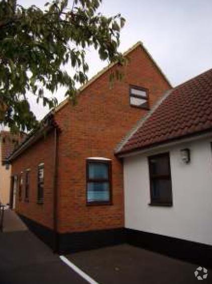 7E High St, Fenstanton for sale - Primary Photo - Image 1 of 1