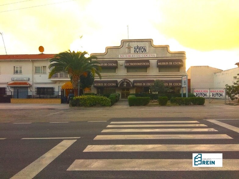 Avenida de Madrid, 37, Añover de Tajo, Toledo for sale - Building Photo - Image 1 of 18