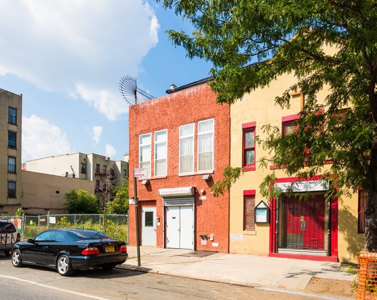 261 W 126th St, New York, NY for sale - Primary Photo - Image 1 of 1