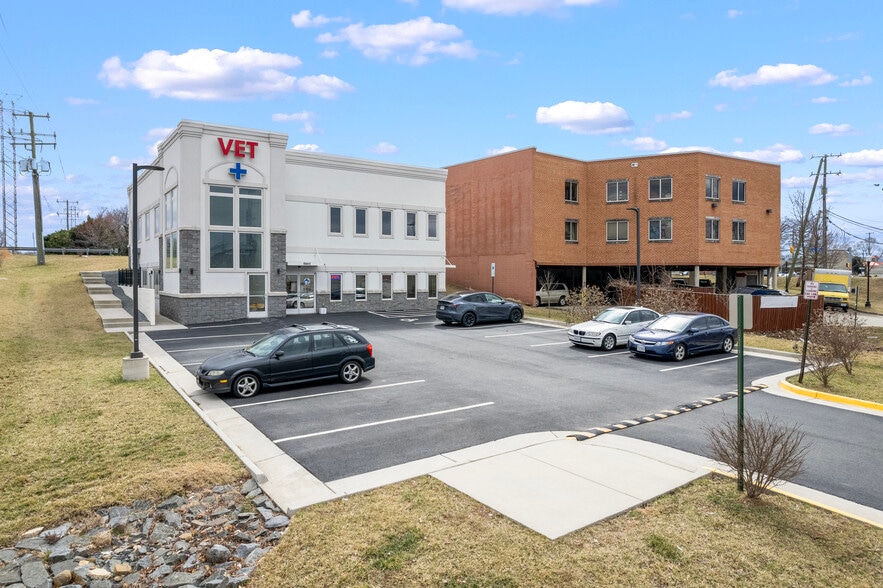 45441 Ruritan Cir, Sterling, VA for lease - Building Photo - Image 3 of 32