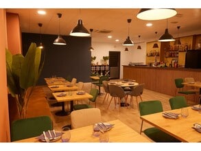 Retail in Terrassa, Barcelona for lease Interior Photo- Image 1 of 1