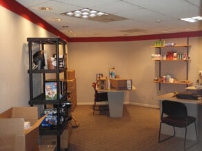 4230 W Loomis Rd, Greenfield, WI for lease Interior Photo- Image 2 of 20