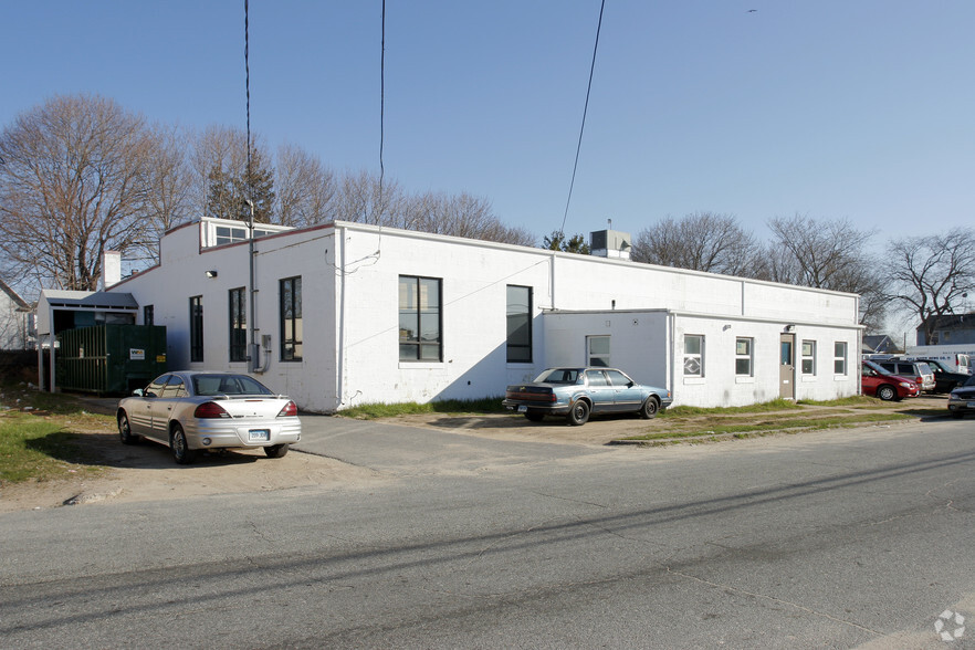 25 Westwood Ave, New London, CT for lease - Building Photo - Image 2 of 19