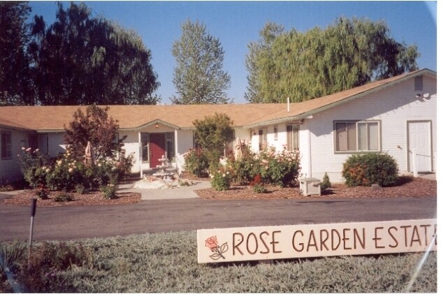 715 Locust St, Omak, WA for sale Primary Photo- Image 1 of 1