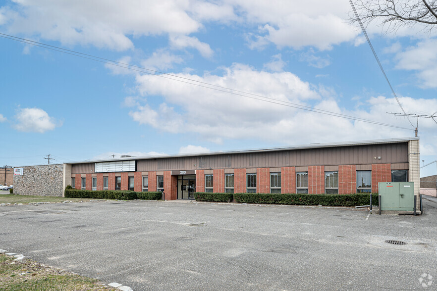 200 Central Ave, Farmingdale, NY for lease - Building Photo - Image 3 of 4