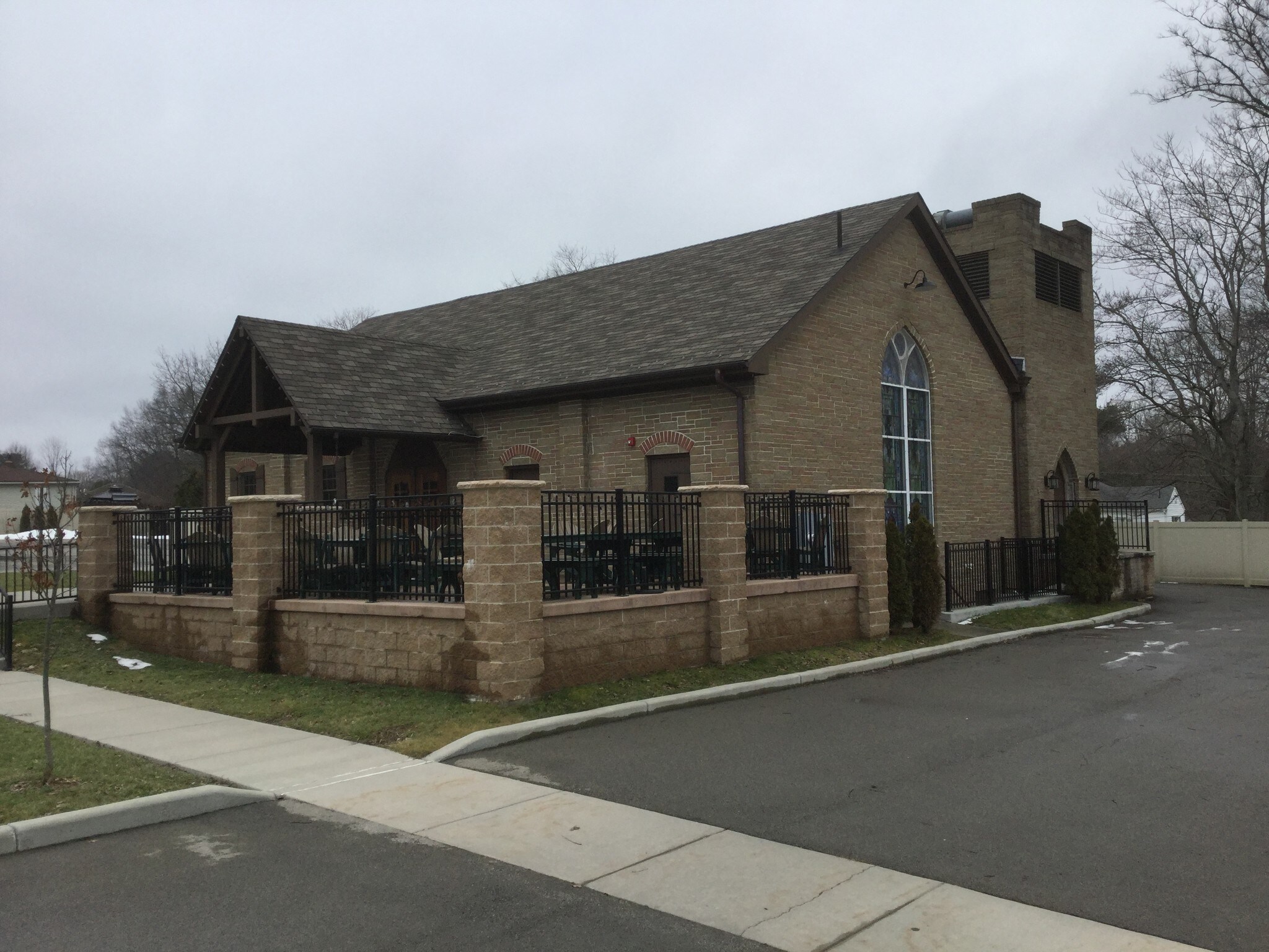 600 S Hermitage Rd, Hermitage, PA 16148 Stone Church Pub & Restaurant