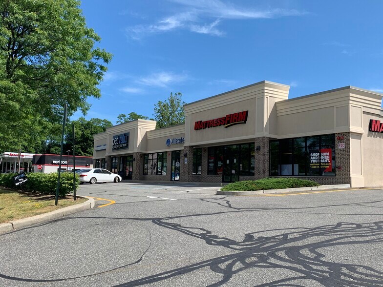 3236 S Route 9W, West Haverstraw, NY 10993