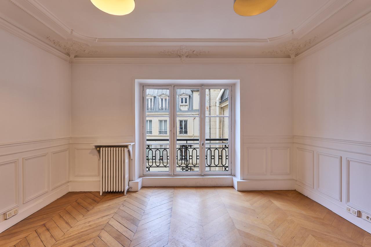 176 Rue De Rivoli, Paris for lease Interior Photo- Image 1 of 9