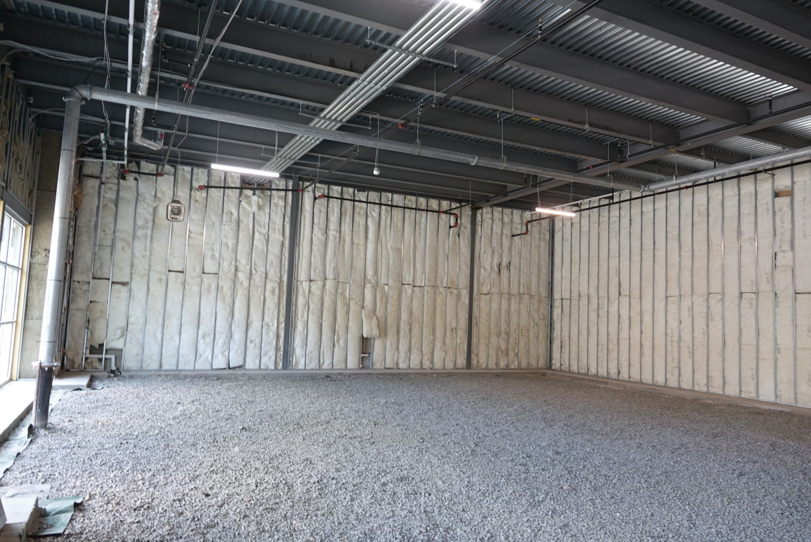 25411 Eastern Marketplace Plz, Chantilly, VA for lease Interior Photo- Image 1 of 4