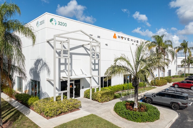 More details for 3200 NW 112th Ave, Miami, FL - Flex, Industrial for Lease