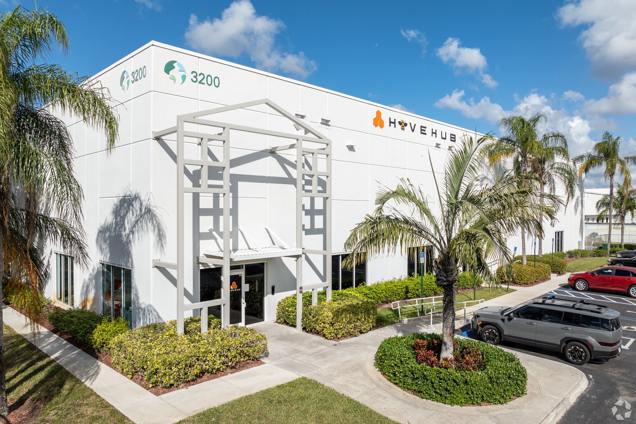 3200 NW 112th Ave, Miami, FL for lease Building Photo- Image 1 of 32
