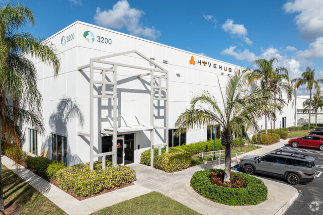 More details for 3200 NW 112th Ave, Miami, FL - Flex, Industrial for Lease