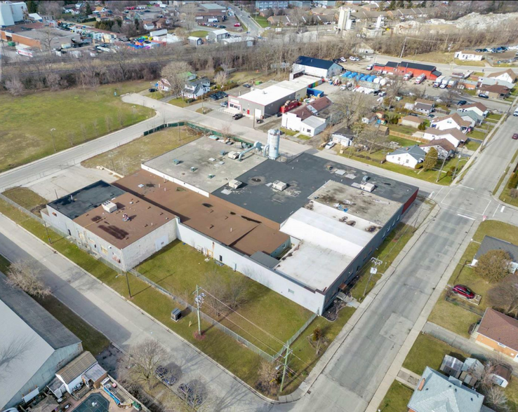 360 Brock St, Brantford, ON for sale - Aerial - Image 1 of 1