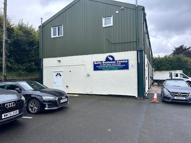 8 Butts Rd, Chiseldon for lease - Building Photo - Image 1 of 1