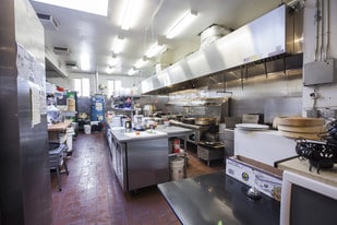 726-728 Clement St, San Francisco CA - Pub