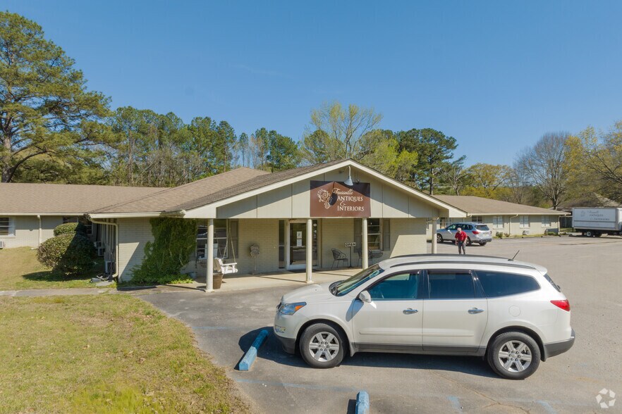 147 N Chalkville Rd, Trussville, AL for sale - Building Photo - Image 1 of 1