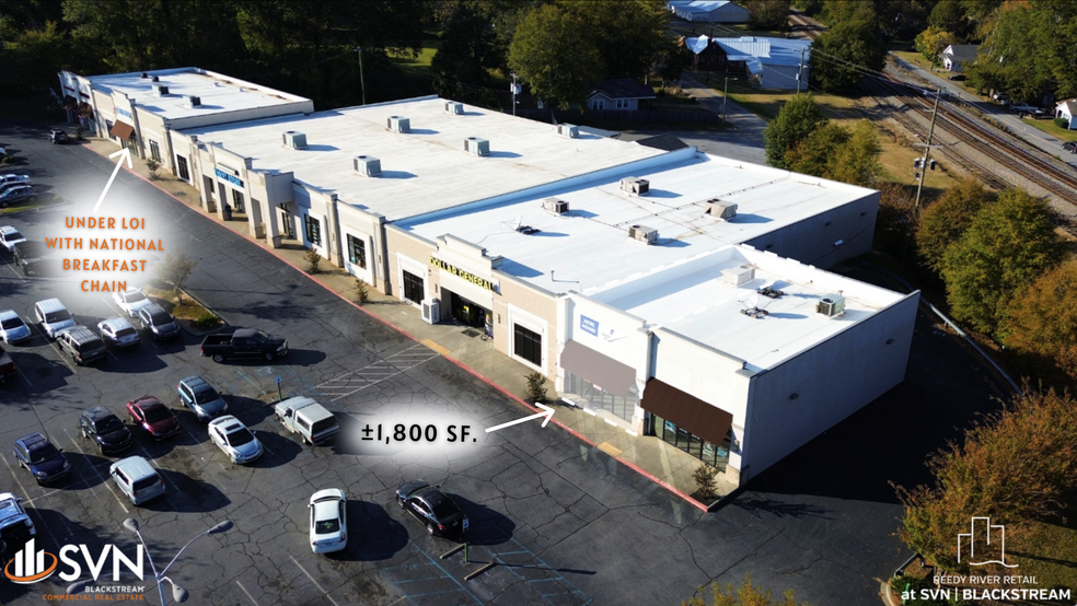 504 W Main St, Easley, SC for lease - Building Photo - Image 2 of 9