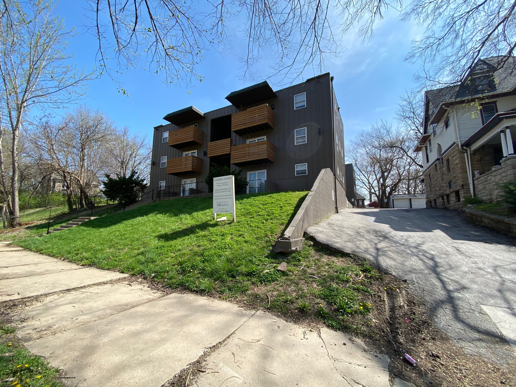 423-427 Maple Blvd, Kansas City, MO for sale Building Photo- Image 1 of 1