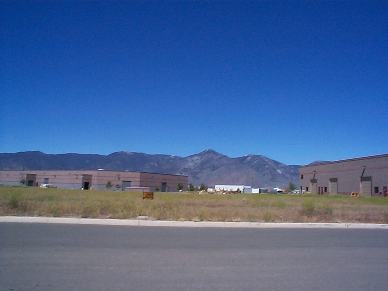 2521 Business Pky, Minden, NV for sale - Primary Photo - Image 1 of 2