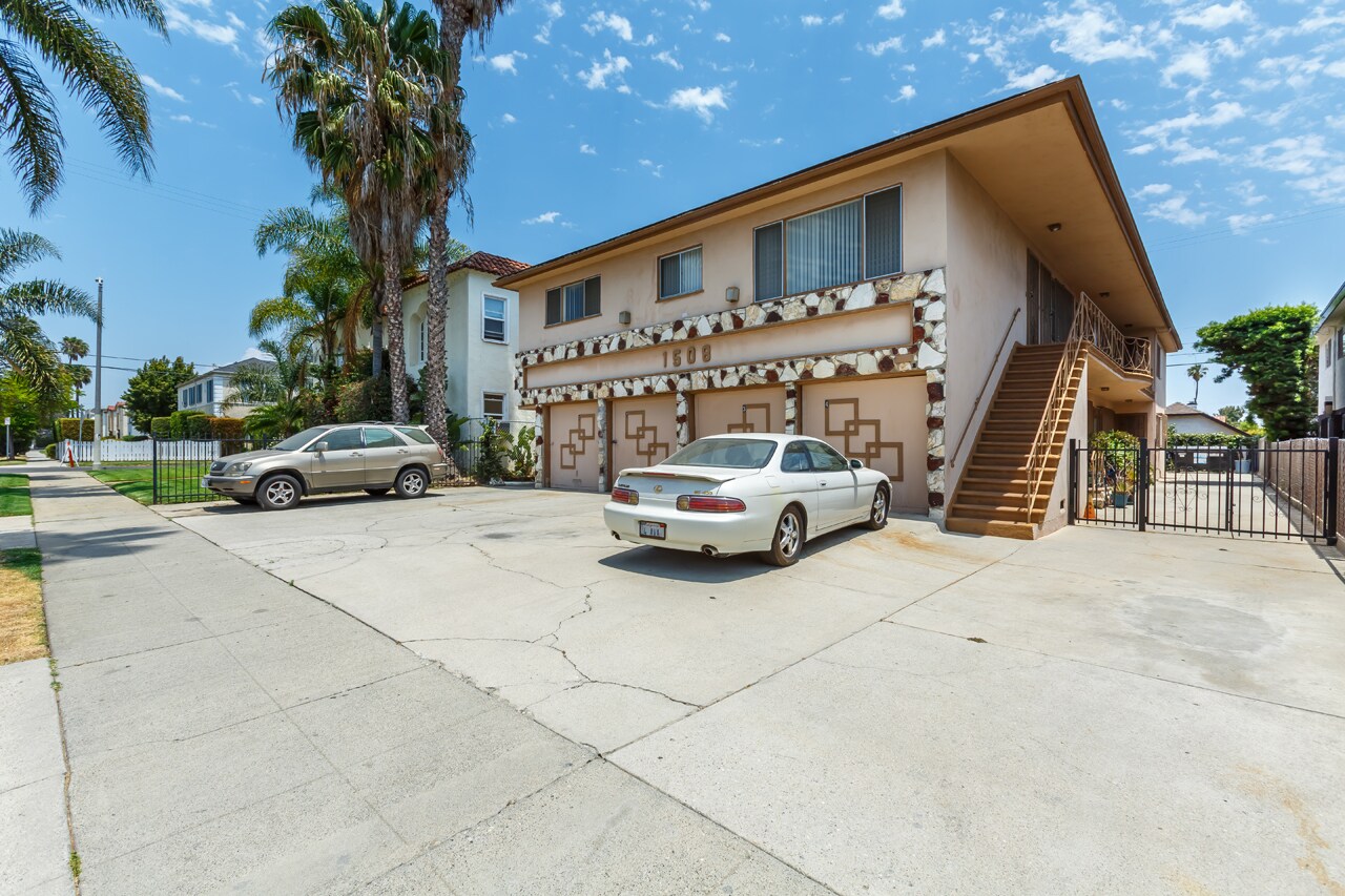 1508 S Orange Grove Ave, Los Angeles, CA 90019