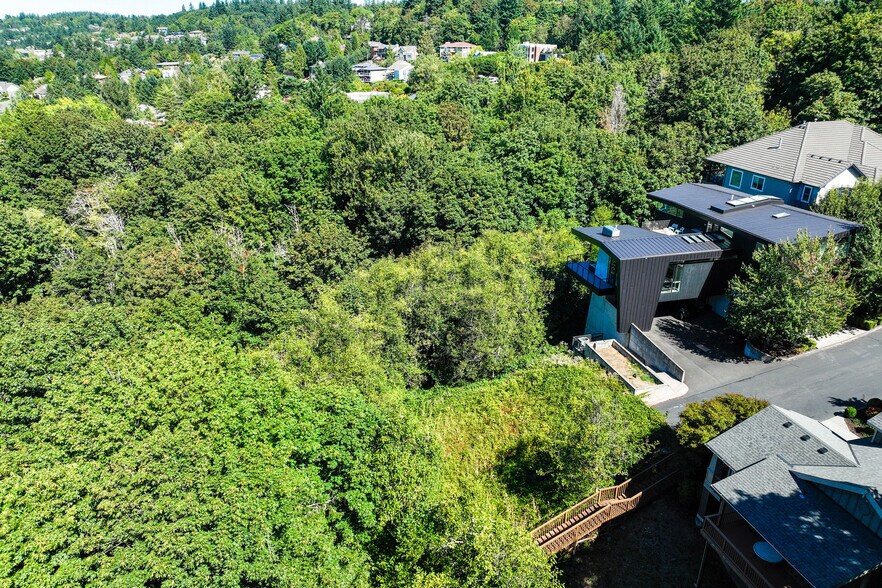 8049 NW Prominence Ct, Portland, OR for sale - Aerial - Image 1 of 17