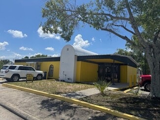 More details for 214 Domaris Ave, Lake Wales, FL - Retail for Lease