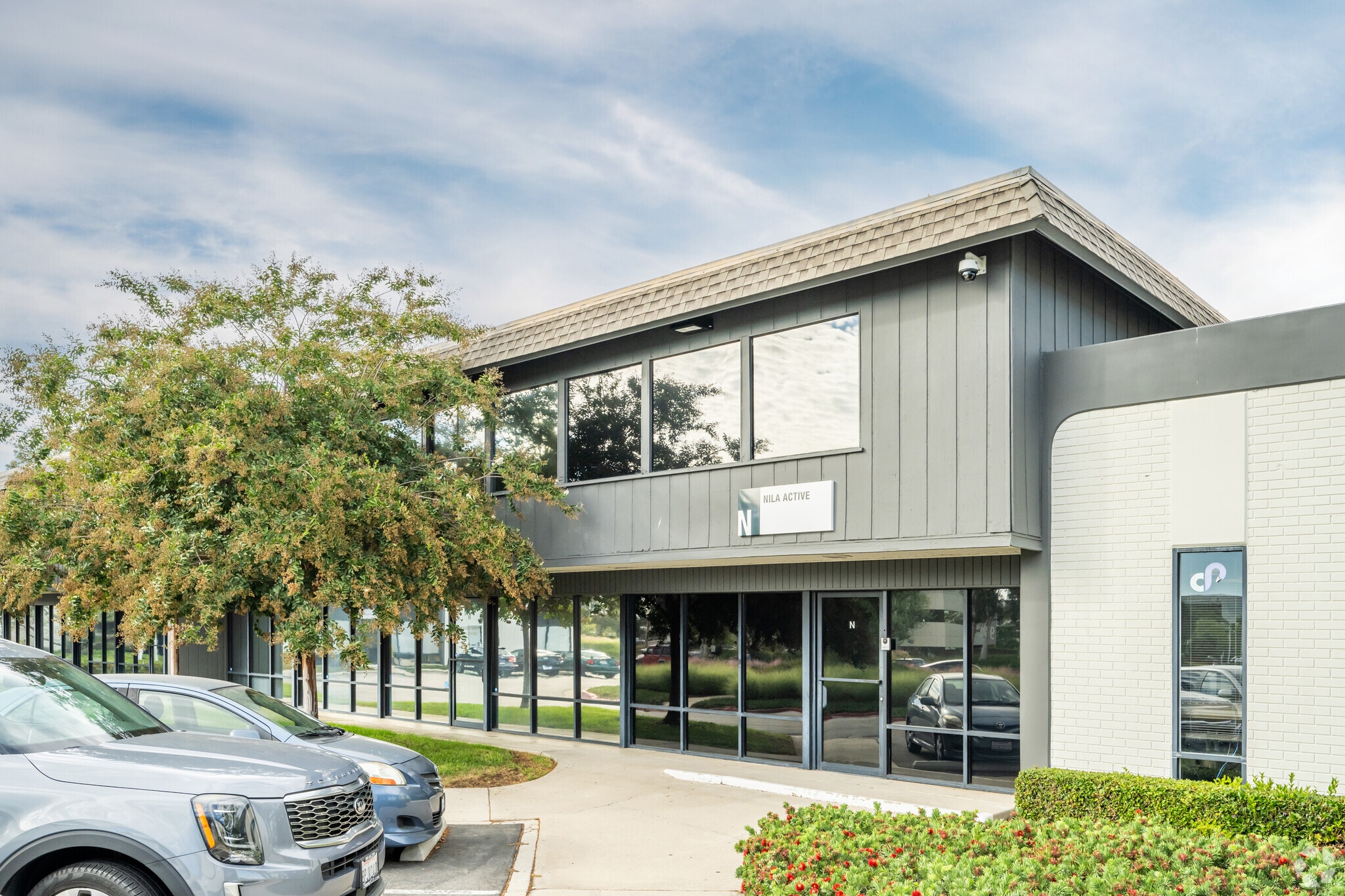 17981 Sky Park Cir, Irvine, CA for lease Building Photo- Image 1 of 5