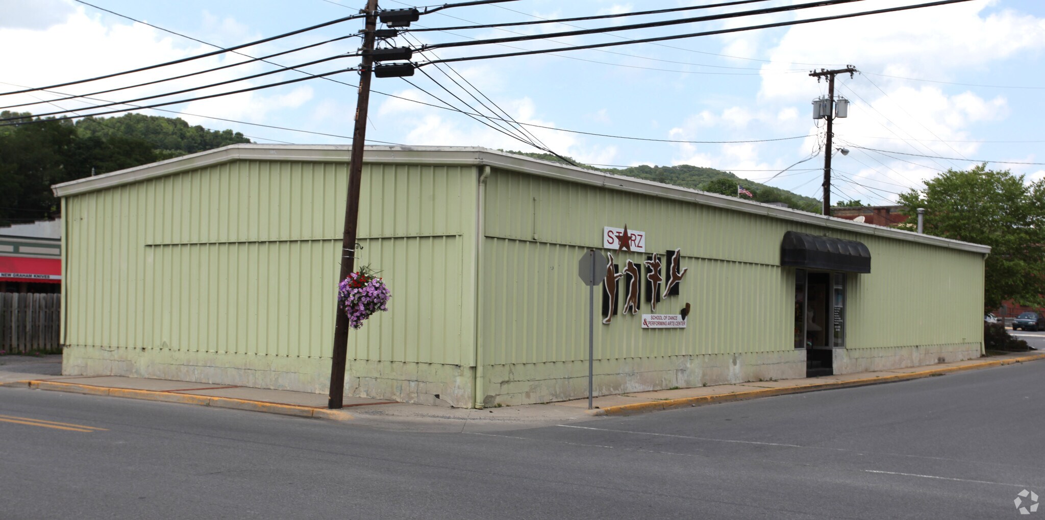 103 Spring St, Bluefield, VA for sale Primary Photo- Image 1 of 1