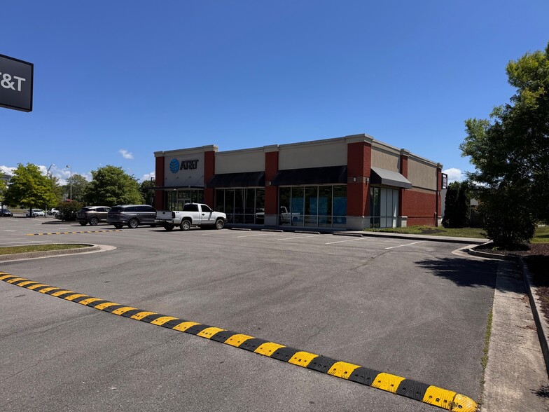 1291 Oak Ridge Tpke, Oak Ridge, TN for lease - Building Photo - Image 3 of 5