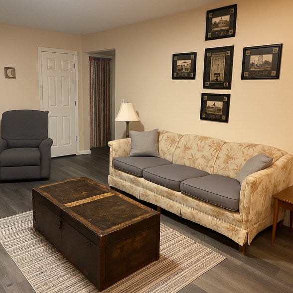 345 Doan St, Wilmington, OH for sale - Interior Photo - Image 2 of 6