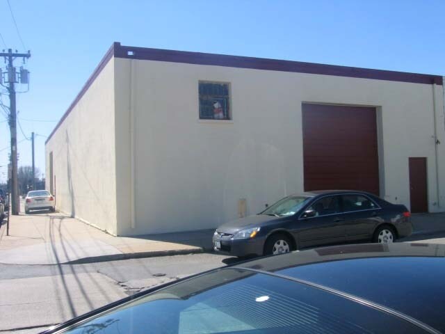 82 Bennington Ave, Freeport, NY for sale - Primary Photo - Image 1 of 1