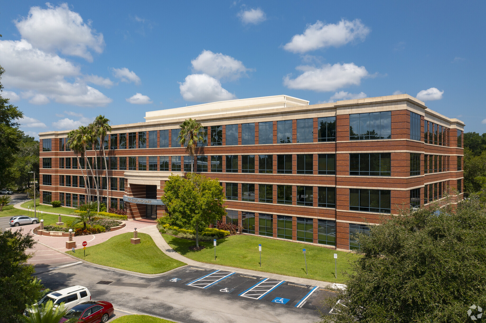 10210 Highland Manor Dr, Tampa, FL for lease Building Photo- Image 1 of 9