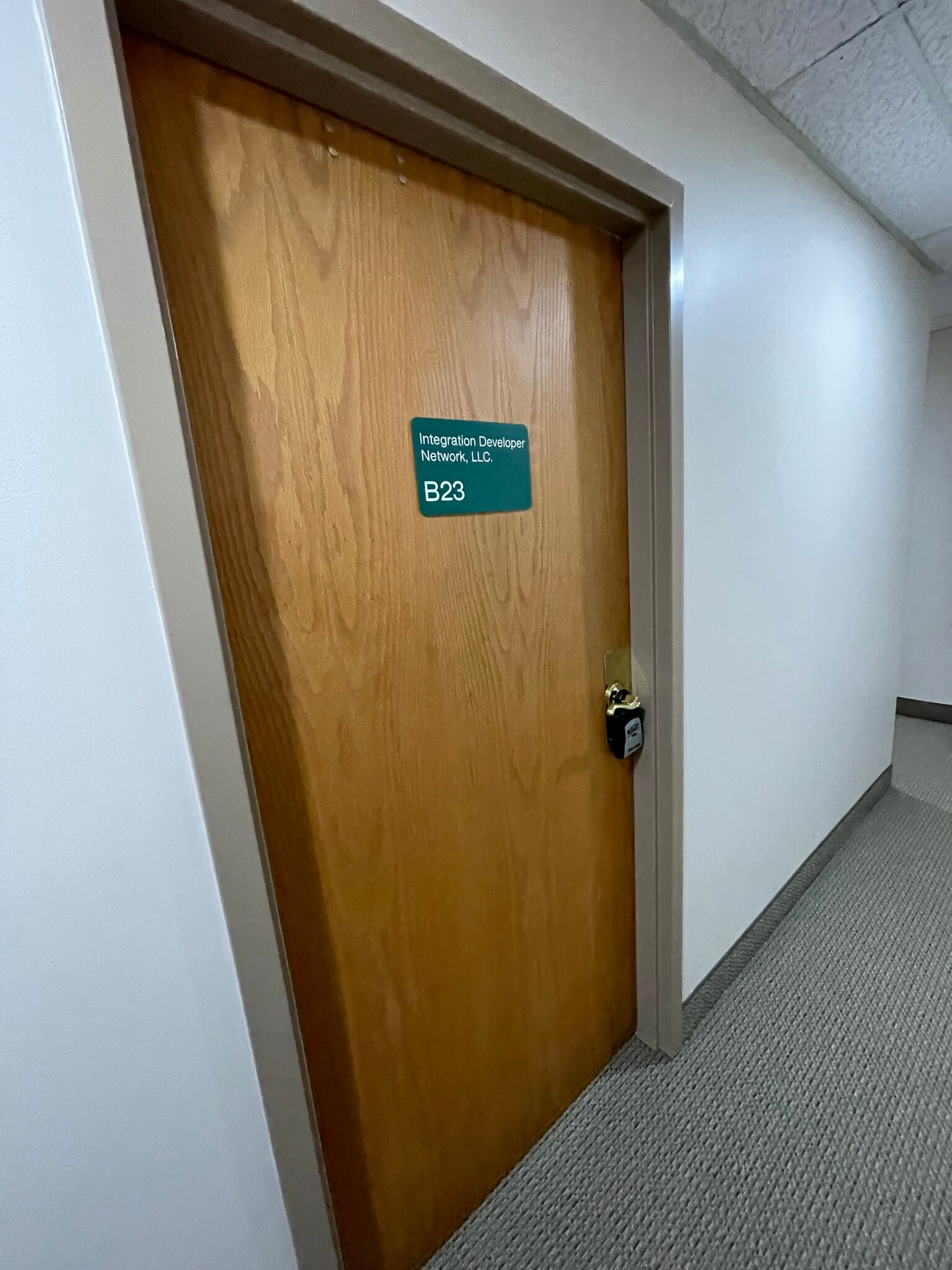 6200 Som Center Rd, Solon, OH for lease Building Photo- Image 1 of 4