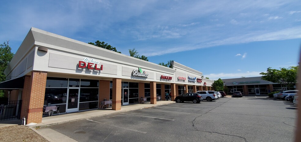 2565 Cowan Blvd, Fredericksburg, VA for lease - Building Photo - Image 1 of 7