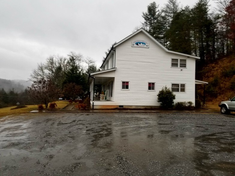721 Speedwell Rd, Cullowhee, NC 28723